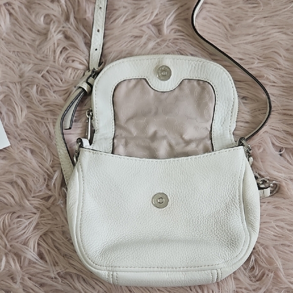 Michael Kors White Pebbled Leather Flap Crossbody - Picture 3 of 8